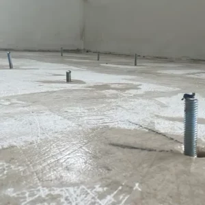 iniezione di resina per la strutturazione del pavimento